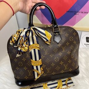 Authentic Louis Vuitton LV Alma Pm handbag